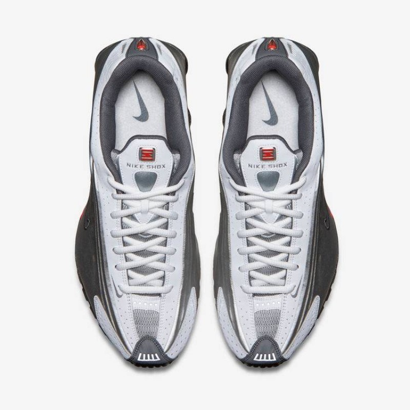 Shox R4 'Comet Red' 2015 Shox R4 'Comet Red' 2015