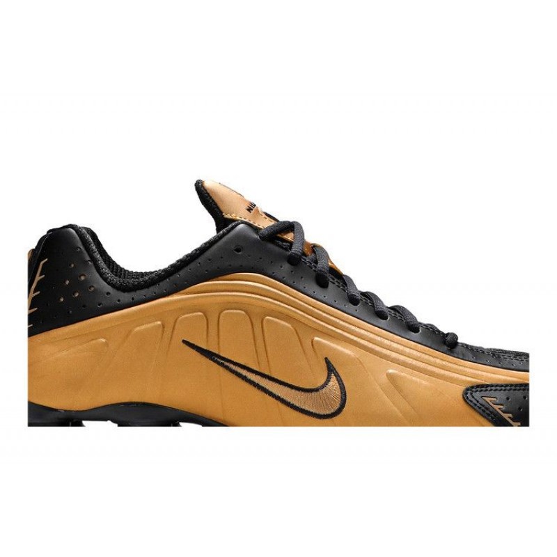 Shox R4 'Metallic Gold' Shox R4 'Metallic Gold'