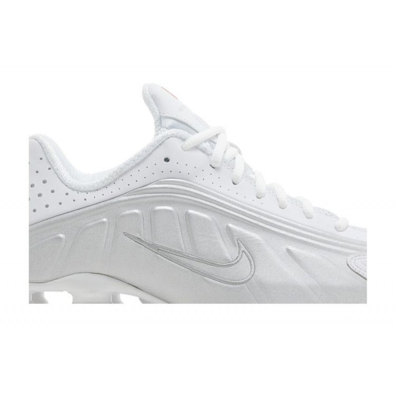 Wmns Shox R4 'White Metallic' Wmns Shox R4 'White Metallic'