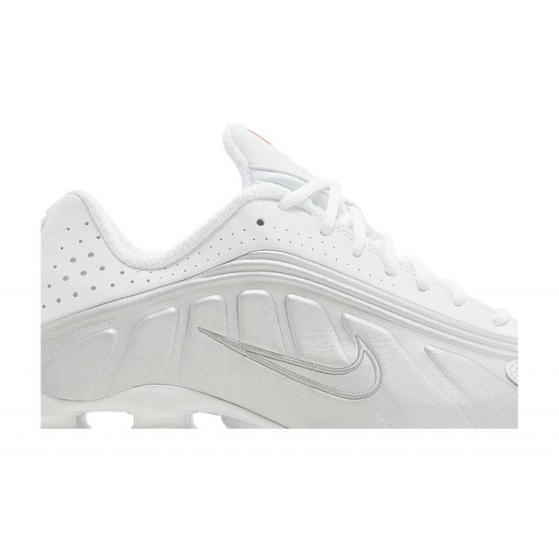 Wmns Shox R4 'White Metallic' 2024 Wmns Shox R4 'White Metallic' 2024