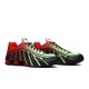 Neymar Jr. x Shox R4 'São Paulo Markets' Neymar Jr. x Shox R4 'São Paulo Markets'